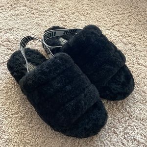 UGG fluff yeah slippers size 7 womens black